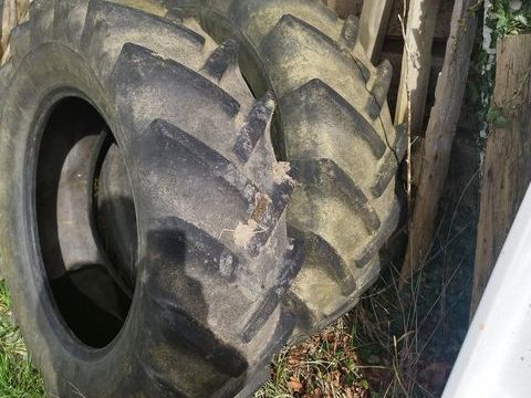 Pi&egrave;ces et &eacute;quipements Voiture Pi&egrave;ces et &eacute;quipements Voiture  occasion Plo&euml;rmel 56800