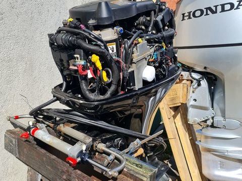 Moteurs de bateaux Moteurs de bateaux 2007 occasion Fort-Mahon-Plage 80120