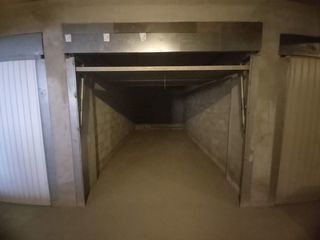  Parking / Garage � vendre 12 m�