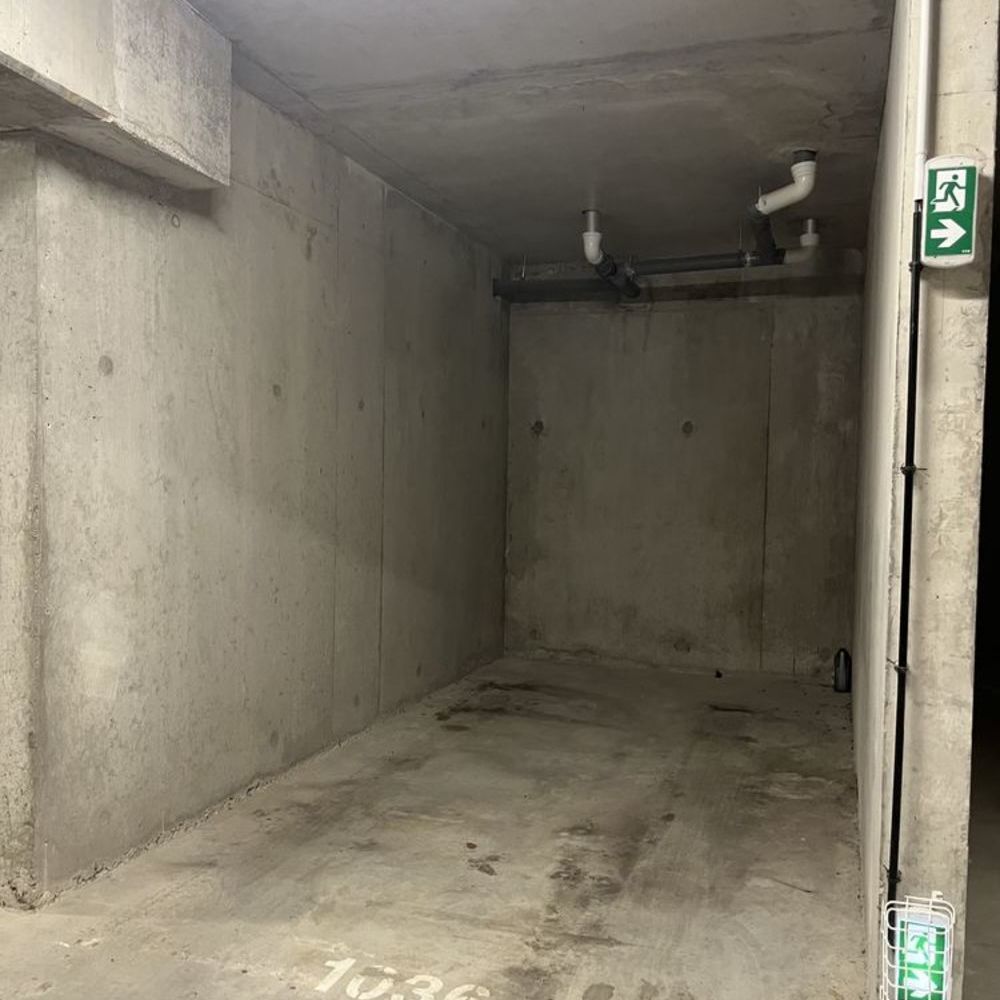 Location Parking/Garage Parking située en plein bourg de saint herblain. Saint-herblain