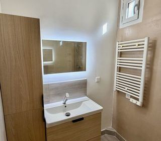  Appartement � vendre 3 pi�ces 60 m�