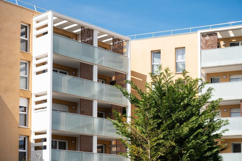   Fréjus (83600)