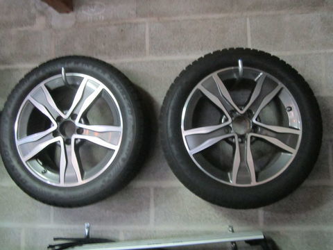 Pi&egrave;ces et &eacute;quipements Voiture Pi&egrave;ces et &eacute;quipements Voiture  occasion Lehaucourt 02420