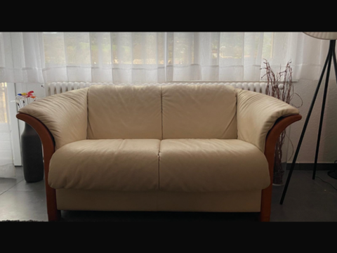 Canap� cuire vintage 2 place 150 Vallieres-sur-fier (74)
