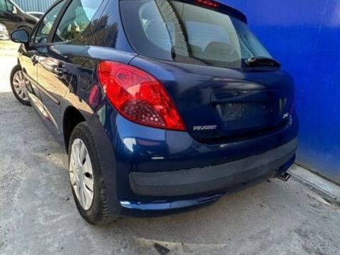 Peugeot 207 1.4e 75ch Trendy 2008 occasion Colombes 92700