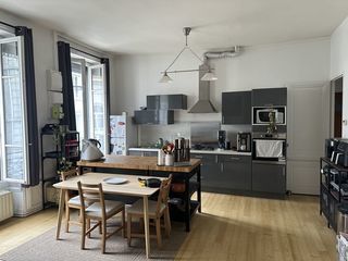  Appartement � louer 3 pi�ces 81 m�