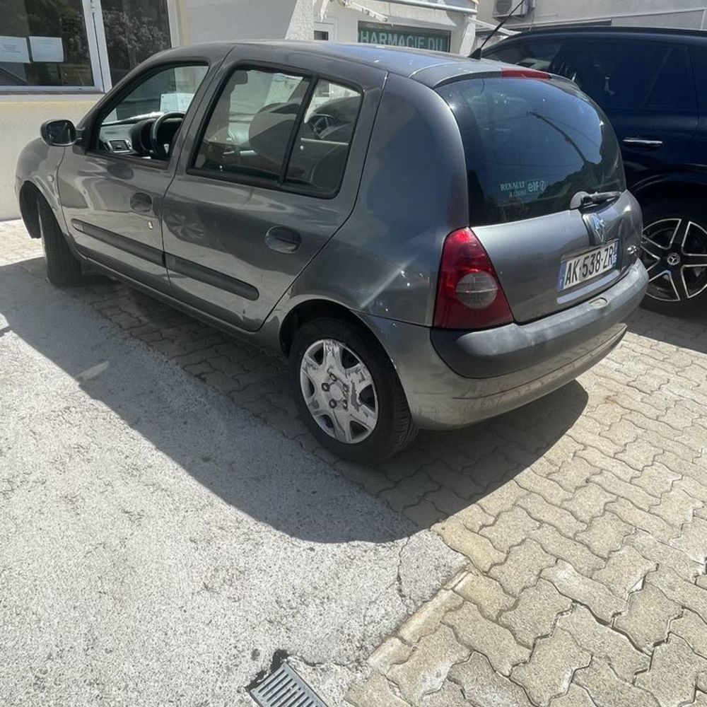 Clio II Clio 1.5 dCi - 80 Privil&egrave;ge 2002 occasion 06220 Vallauris