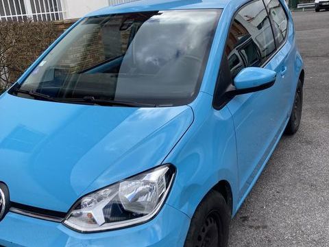 Volkswagen up 1.0 75 BlueMotion Technology BVM5 High !