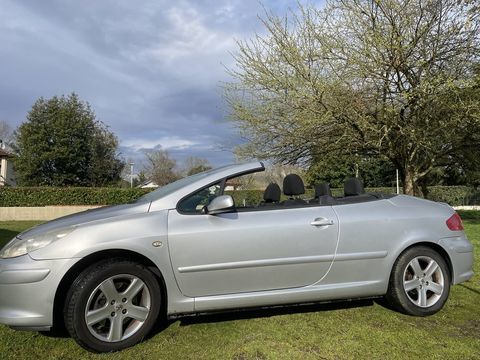 Peugeot 307 CC 2.0 HDi 16v - 136 FAP Sport Pack 2005 occasion Pujo-le-Plan 40190