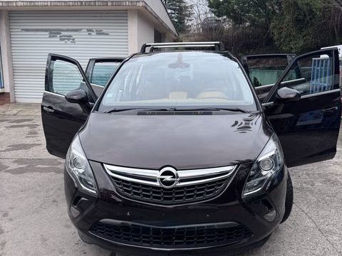 Opel Zafira Tourer 2.0 CDTI 165 ch Cosmo 2012 occasion Vichy 03200