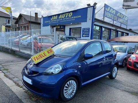 Toyota Aygo 1.0 VVT-i Les Bleus 2008 occasion Firminy 42700