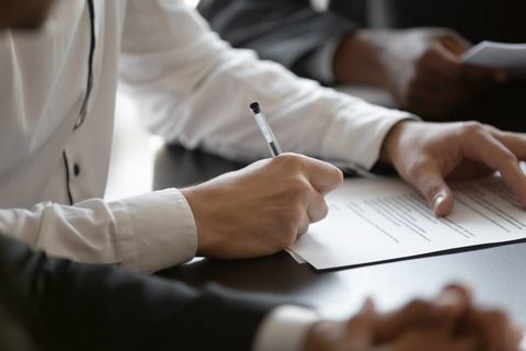 Les clauses  surveiller dans un contrat d'assurance de prt