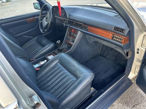 Mercedes Classe S S280 1980 occasion S&egrave;te 34200