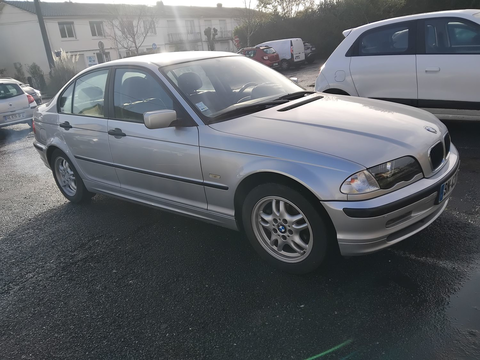 BMW S&eacute;rie 3 320 d Pack Luxe 2000 occasion Bergerac 24100