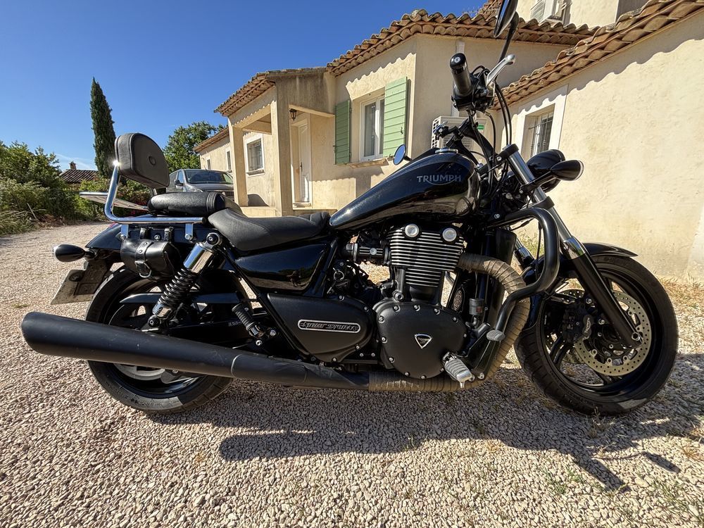 TRIUMPH 2017 occasion 83210 La Farl&egrave;de