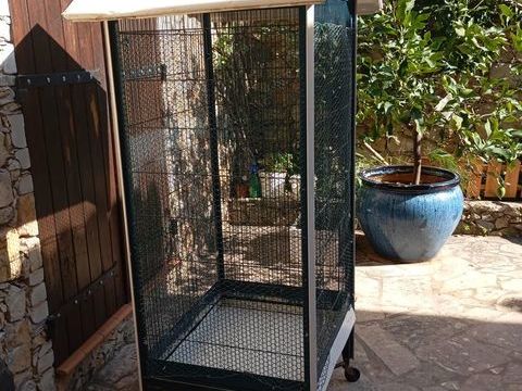 Volière pour Canaris 65 83200 Le revest-les-eaux