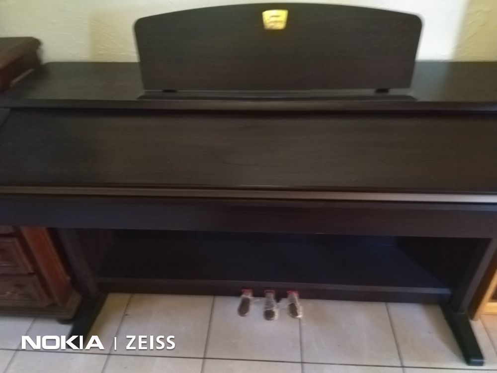 Piano Claviers Yamaha clavinova excellent &eacute;tat Instruments de musique