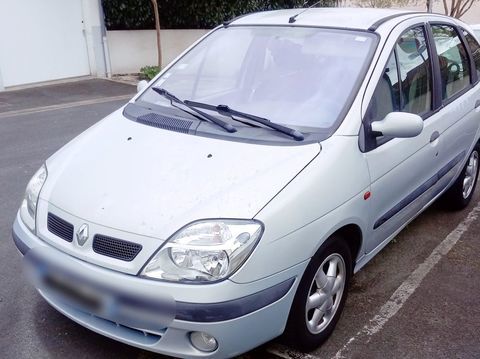 Renault M&eacute;gane M1 2000 occasion La Rochelle 17000