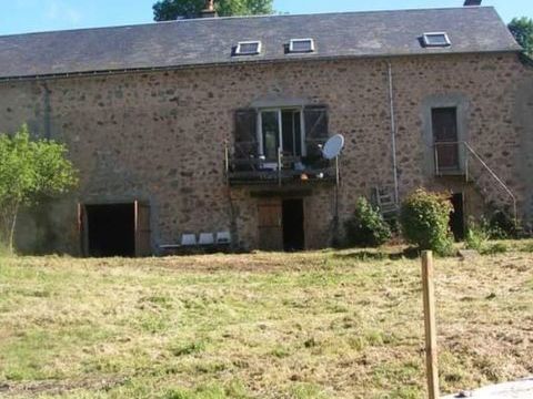   Maison avec �tang  Maison - 7 pi�ce(s) - 106 m�