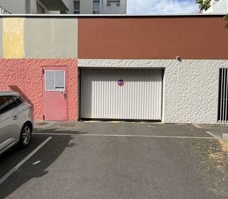  Parking / Garage � vendre 12 m�