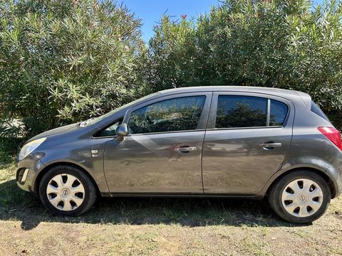 Opel Corsa 1.2 - 85 ch Twinport 150&egrave;me Anniversaire 2012 occasion Vias 34450
