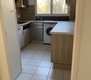  Appartement � louer 4 pi�ces 79 m�