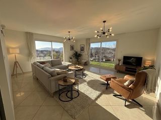  Maison � vendre 9 pi�ces 210 m�