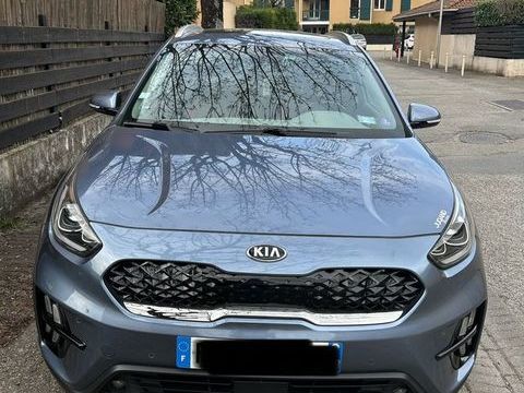 Kia Niro Premium + pack cool 2020 occasion Le Versoud 38420