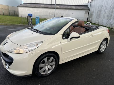 Peugeot 207 CC 1.6 HDi 16v FAP Sport 2007 occasion Lisieux 14100