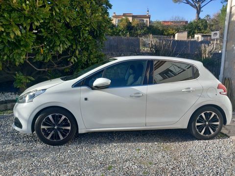 Peugeot 208 PureTech 82ch S&S BVM5 6.2 Evap Tech Edition 2019 occasion Peymeinade 06530