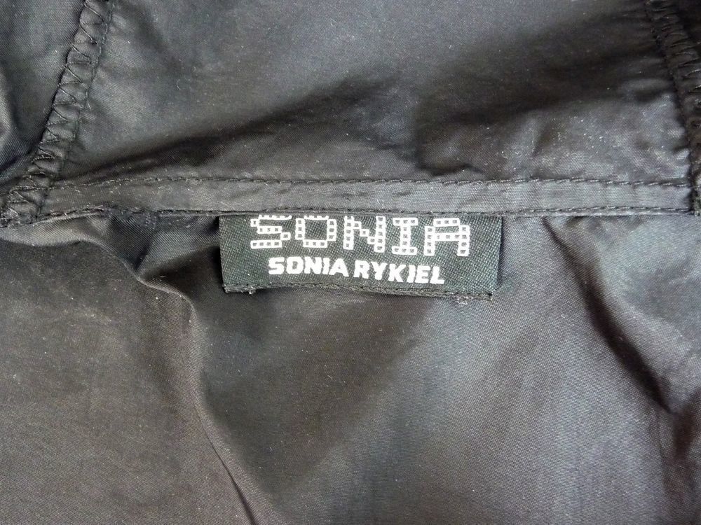 Veste L&eacute;g&egrave;re Courte Noir avec Capuche- Sonia Rykiel Vêtements