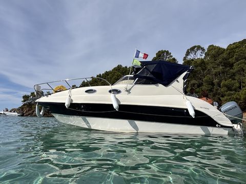 Bateaux &agrave; moteur Vedette - Yacht - Offshore 2018 occasion La Londe-les-Maures 83250