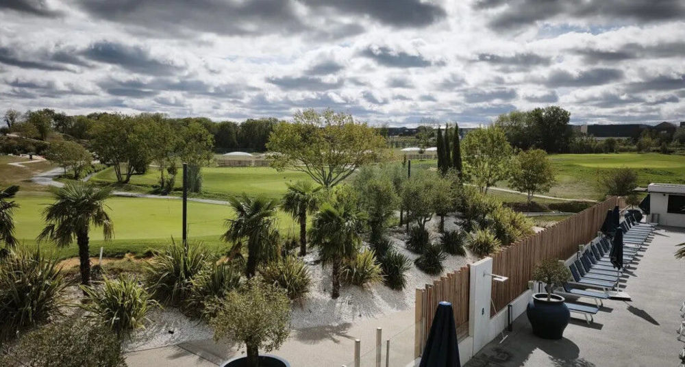   Thiverval-Grignon (78850)