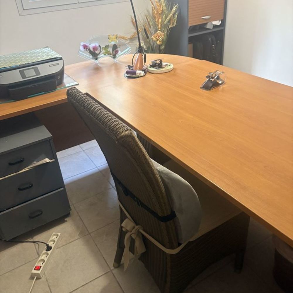 VENDS BUREAU ET ARMOIRE Meubles