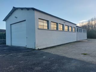  Atelier � vendre 3 pi�ces 323 m�