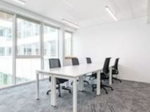 Basculez vers un espace de bureau ouvert pr&ecirc;t &agrave; l'emploi pour 15 personnes &agrave; REGUS Levallois-Perret, Champerret  4900 92300 Levallois-perret