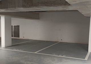  Parking / Garage � louer 12 m�