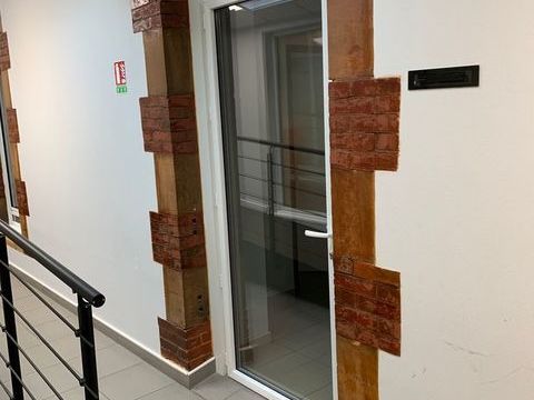 Local Professionnel 33.50 M2 - Centre ville 600 72000 Le mans