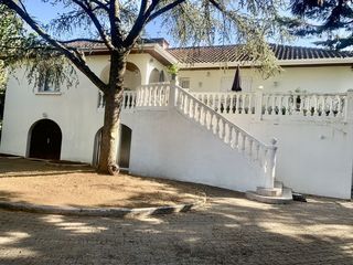  Maison � vendre 9 pi�ces 300 m�