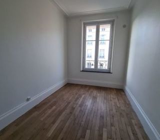  Appartement � louer 5 pi�ces 95 m�