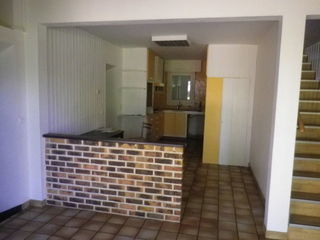  Maison � louer 10 pi�ces 250 m�