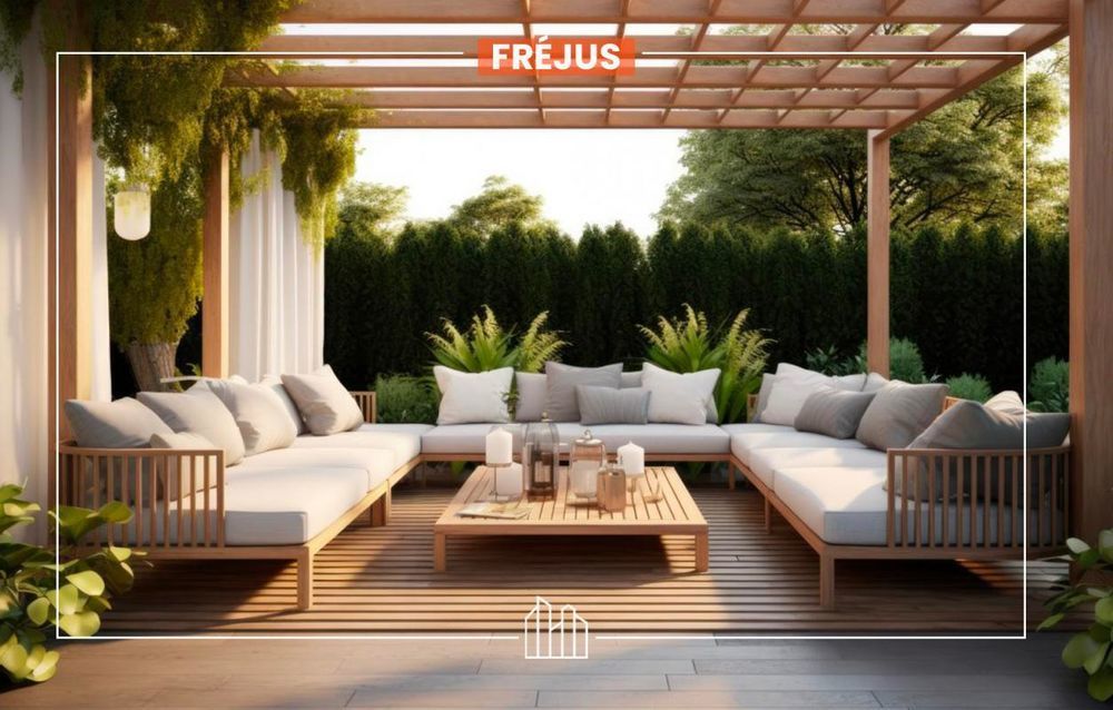   Fr�jus (83600)