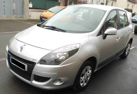 Renault Sc&eacute;nic III Scenic III dCi 105 eco2 Expression 2010 occasion Villetaneuse 93430