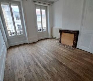  Appartement � louer 2 pi�ces 67 m�