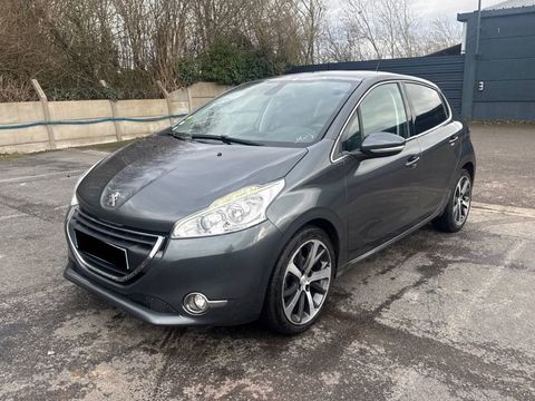 Peugeot 208 1.6 BlueHDi 120ch BVM6 F&eacute;line