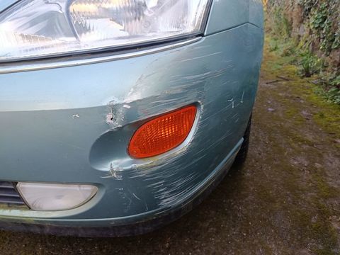 Ford Focus 1.8 TDDi - 90 Ghia 2001 occasion Saint-Agathon 22200