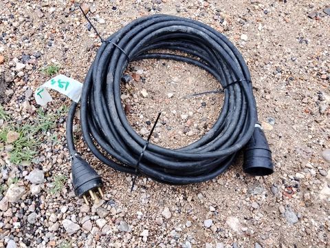 Rallonge triphase 16/20A 4x4 souple 19.4metres 150 Saint-Jean-de-Fos (34)