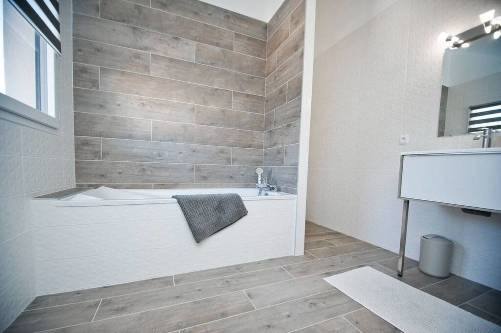 Maisons neuves   Amancy (74800)