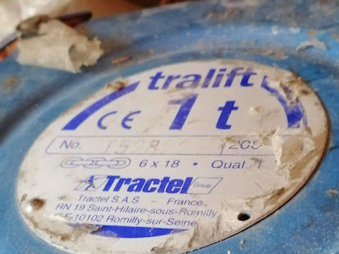 Pala Tractel 30 89500 �griselles-le-bocage