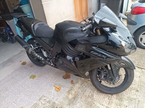 Moto KAWASAKI 2011 occasion Vaux-le-P&eacute;nil 77000